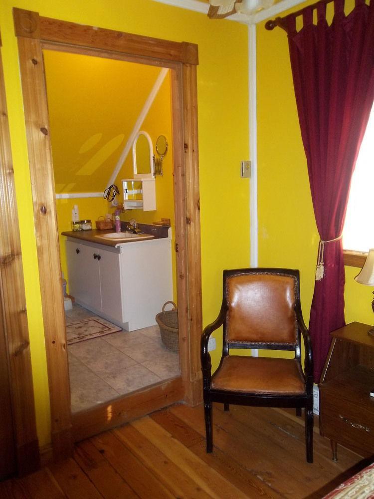Gite La Halte Du Verger Bed And Breakfast Riviere-du-Loup Exterior photo