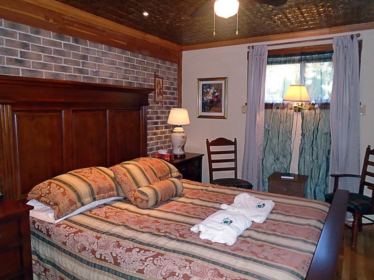 Gite La Halte Du Verger Bed And Breakfast Riviere-du-Loup Exterior photo